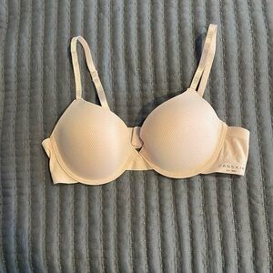 Danskin woman’s bra 36B light pink